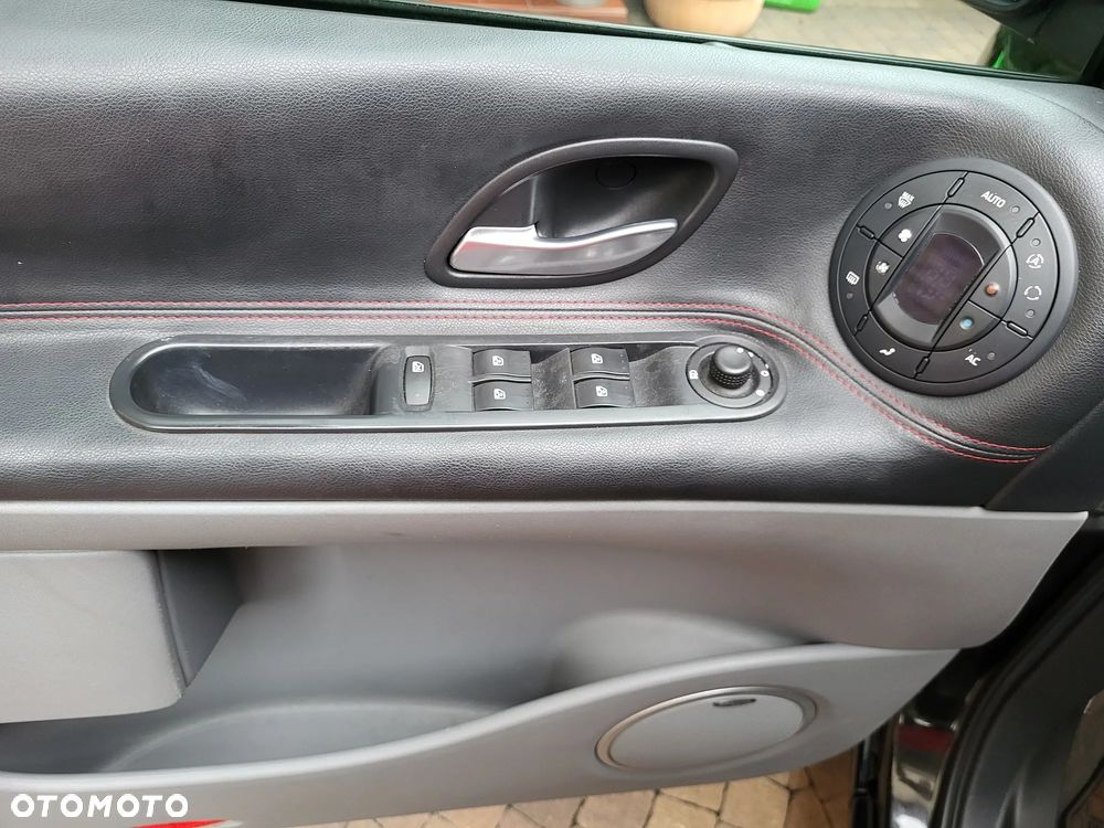 Renault Espace 2.0T Dynamique - 11