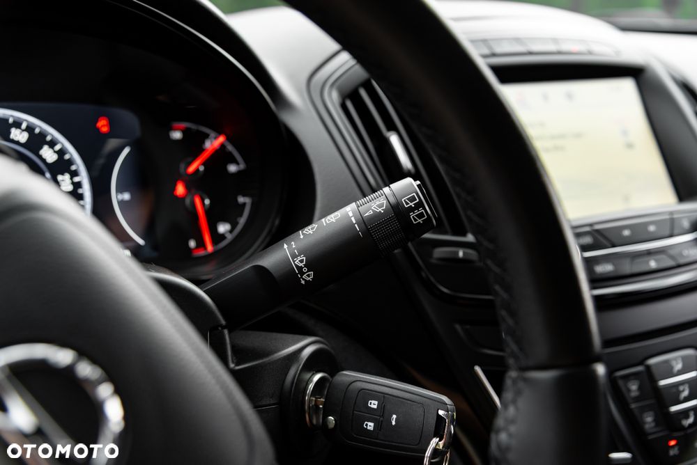 Opel Insignia 1.6 T Cosmo S&S - 34