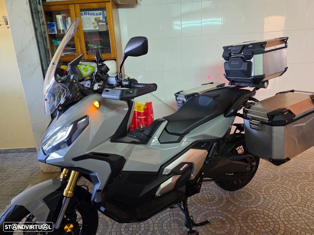 Honda X-ADV - 1