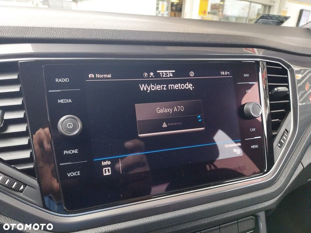 Volkswagen T-Roc - 25