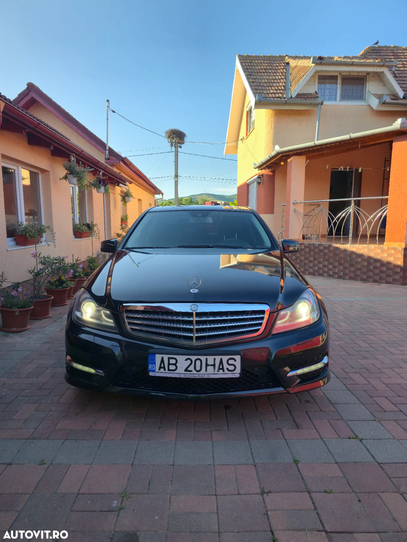 Mercedes-Benz C 220 CDI DPF Automatik BlueEFFICIENCY Elegance - 2