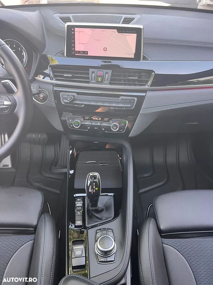BMW X1 xDrive20i AT - 22