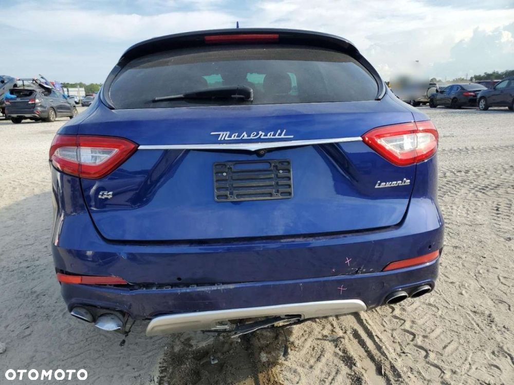 Maserati Levante - 3