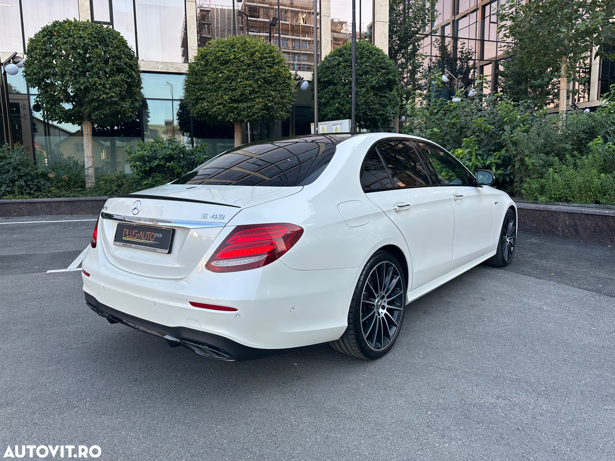 Mercedes-Benz E 43 AMG 4MATIC Aut. - 5