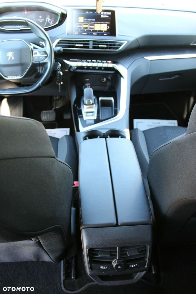 Peugeot 3008 - 19