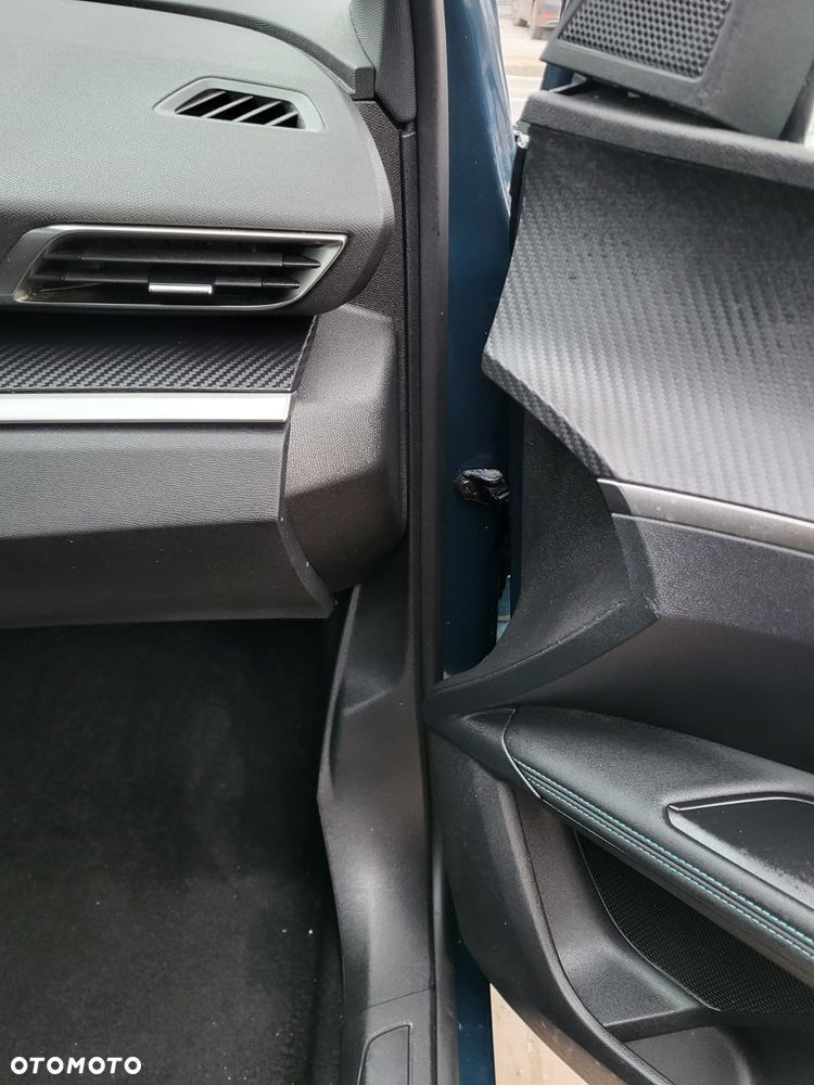 Peugeot 3008 1.2 PureTech mHEV Active Pack S&S e-DCS6 - 23