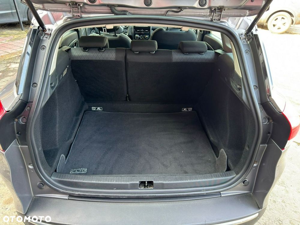 Renault Clio - 13