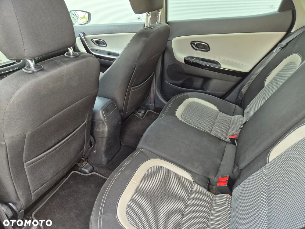 Kia Ceed 1.4 CVVT Dream-Team Edition - 17