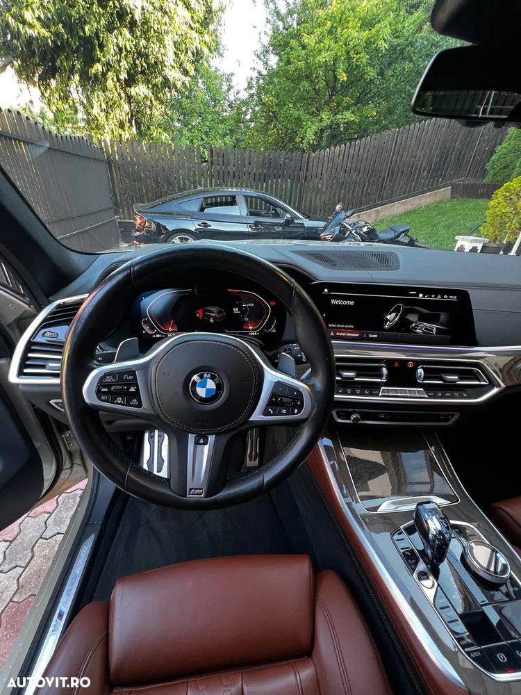 BMW X5 xDrive40i - 7