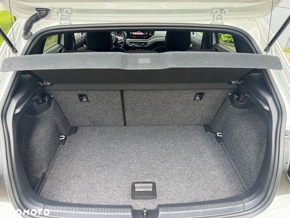 Volkswagen Polo 2.0 TSI OPF DSG GTI - 17