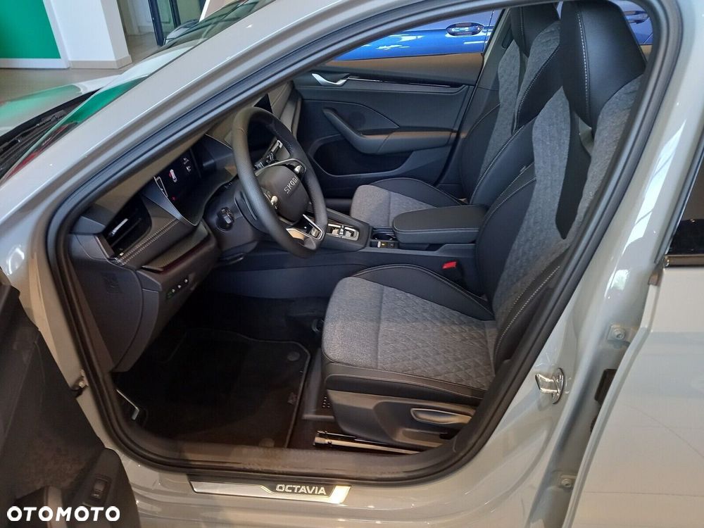 Skoda Octavia 1.5 TSI mHEV Sportline DSG - 5