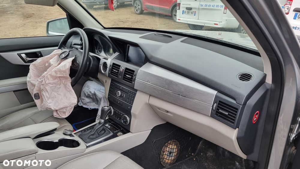 Mercedes-Benz GLK 220 CDI DPF BlueEFFICIENCY 7G-TRONIC SPORT EDITION - 18