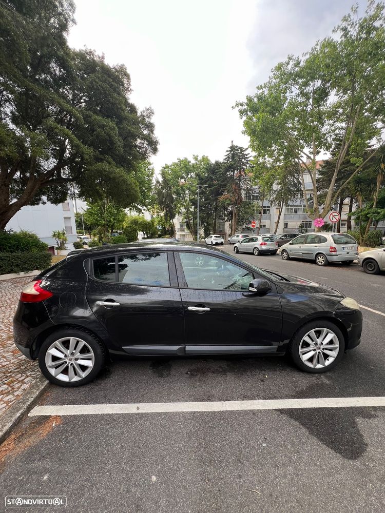 Renault Mégane 1.5 dCi Dynamique - 1