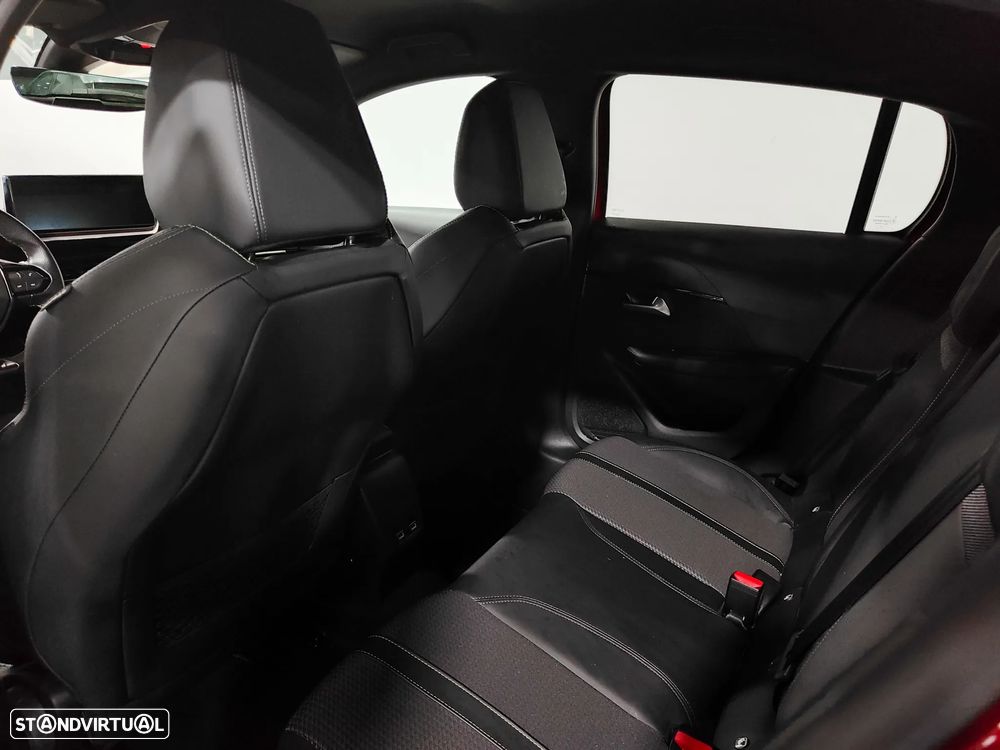 Peugeot 208 1.2 PureTech GT Line - 8