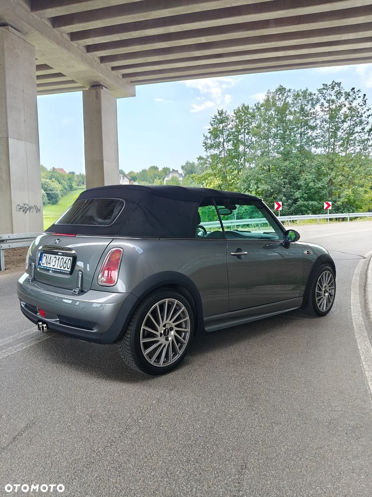 MINI Cooper S Sidewalk - 4