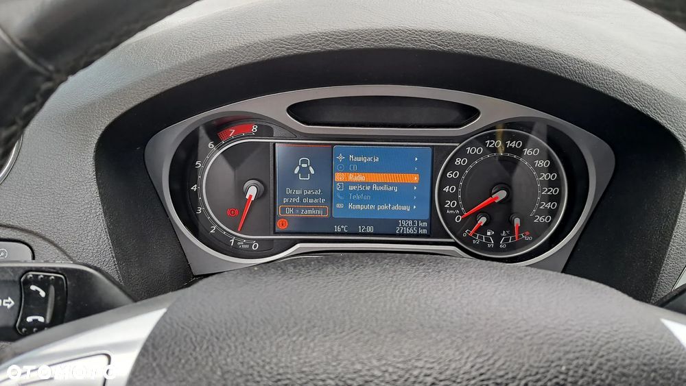 Ford S-Max 2.0 Titanium - 13