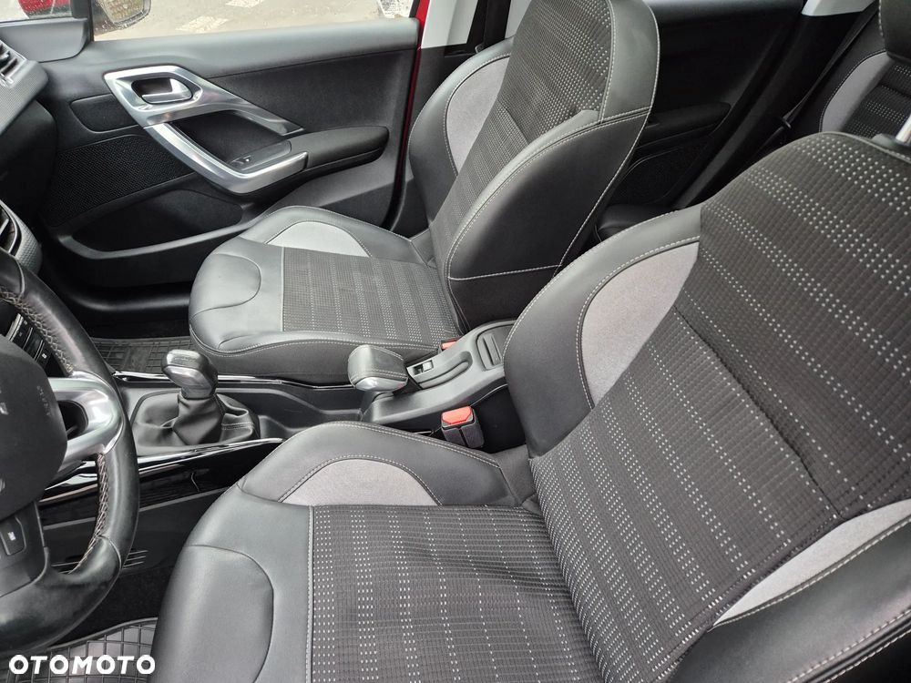 Peugeot 2008 PureTech 110 Stop&Start Allure - 8