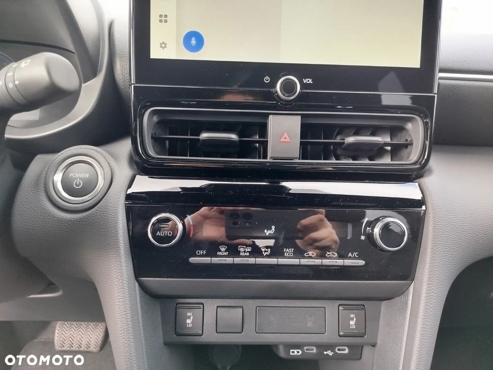 Toyota Yaris Cross Hybrid 1.5 Style - 13