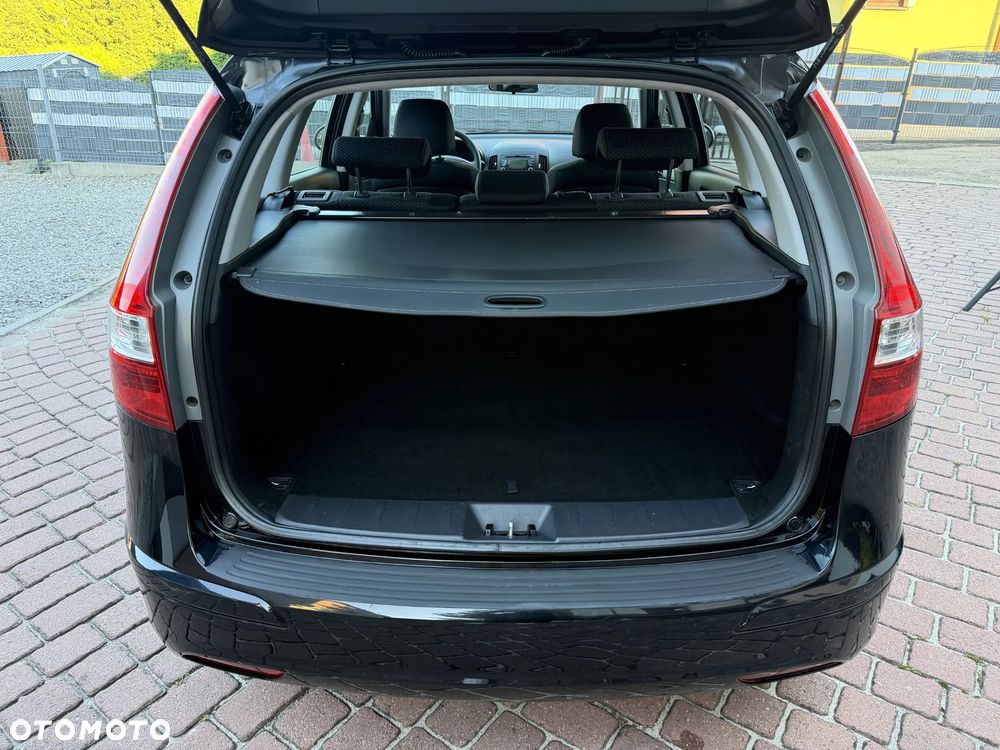 Hyundai i30 i30cw 1.4 blue Comfort - 36