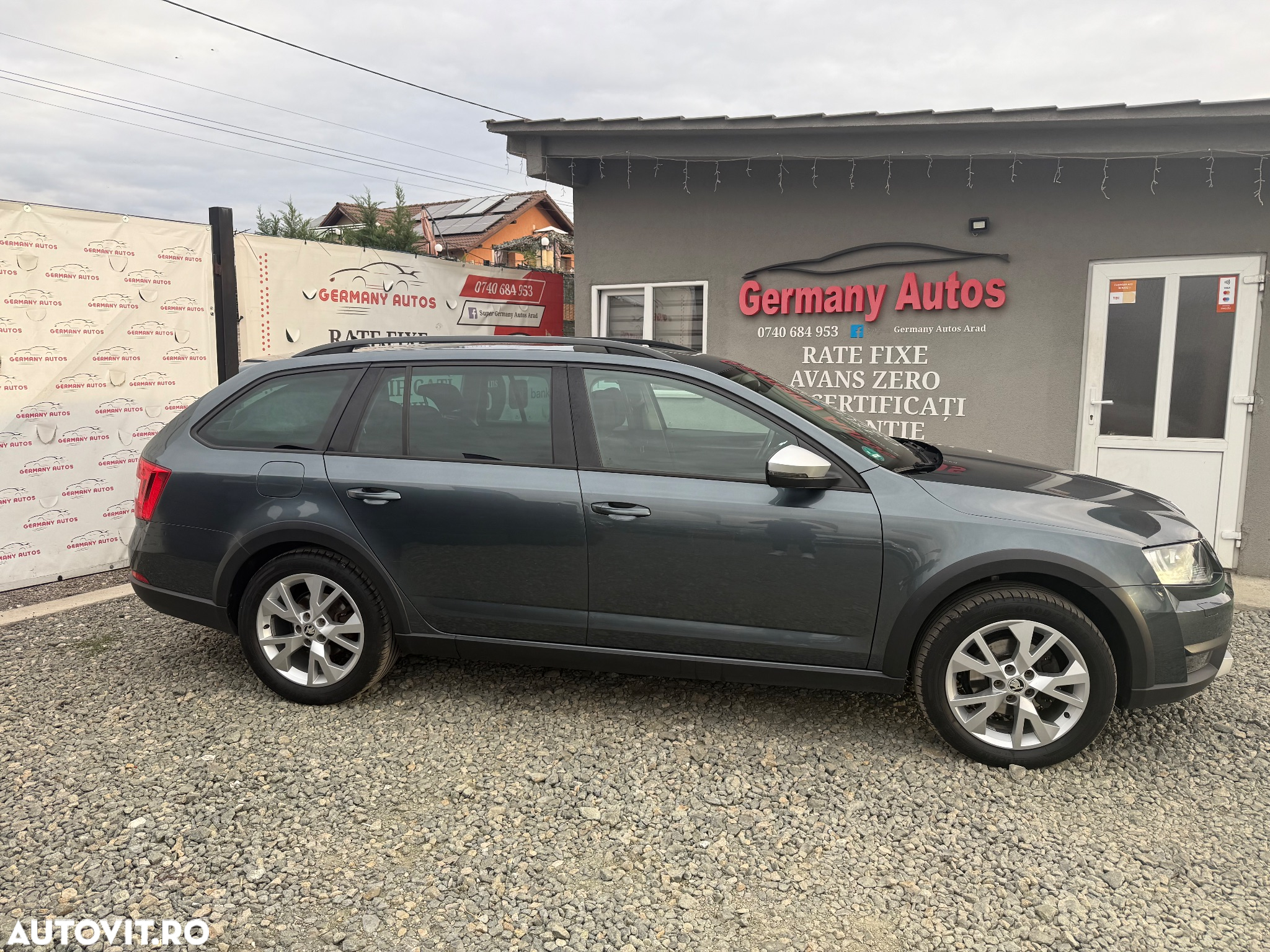 Skoda Octavia 2.0 TDI 4x4 Scout - 2