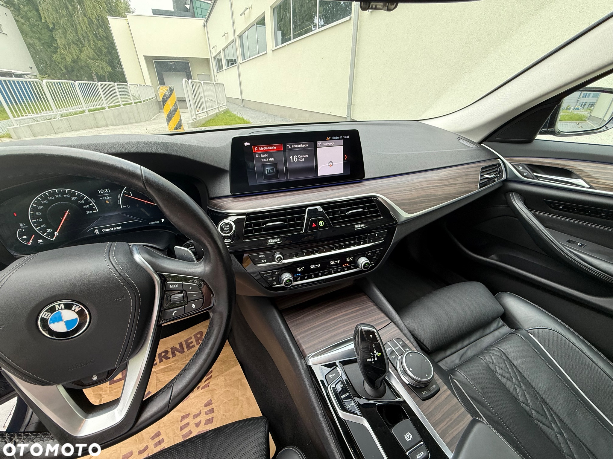 BMW Seria 5 520d Luxury Line sport - 22