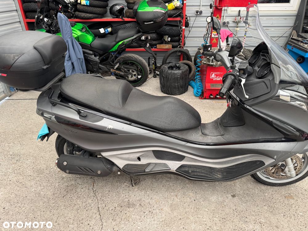 Piaggio X10 - 7