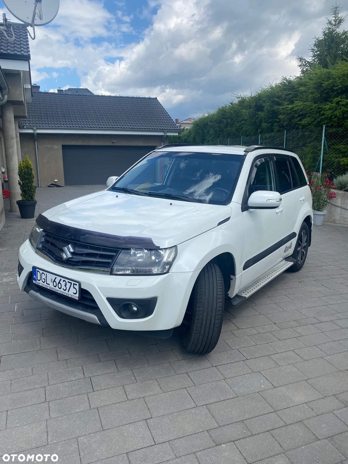 Suzuki Grand Vitara 2.4 De Luxe EU5 - 1