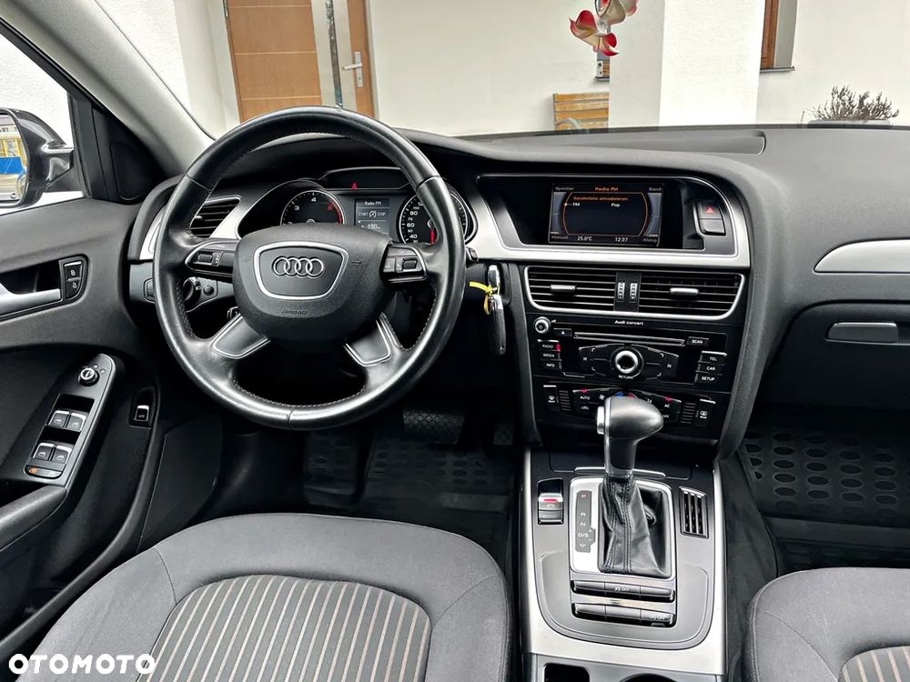 Audi A4 Avant 2.0 TDI DPF clean diesel multitronic Ambiente - 15