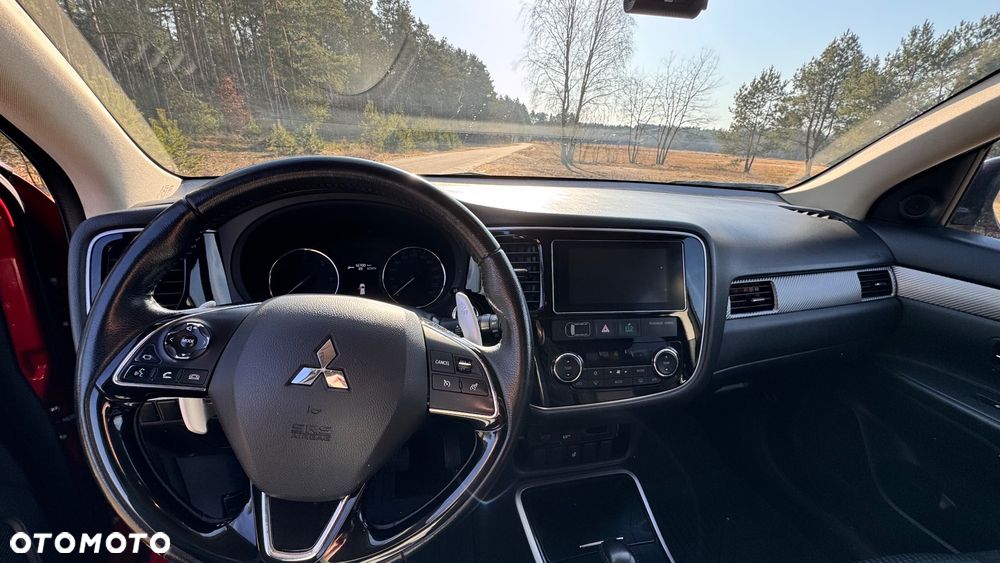 Mitsubishi Outlander 2.2 DI-D 4WD Automatik Plus - 15
