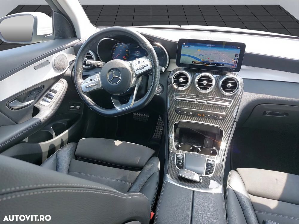 Mercedes-Benz GLC 300 e 4Matic 9G-TRONIC AMG Line - 5