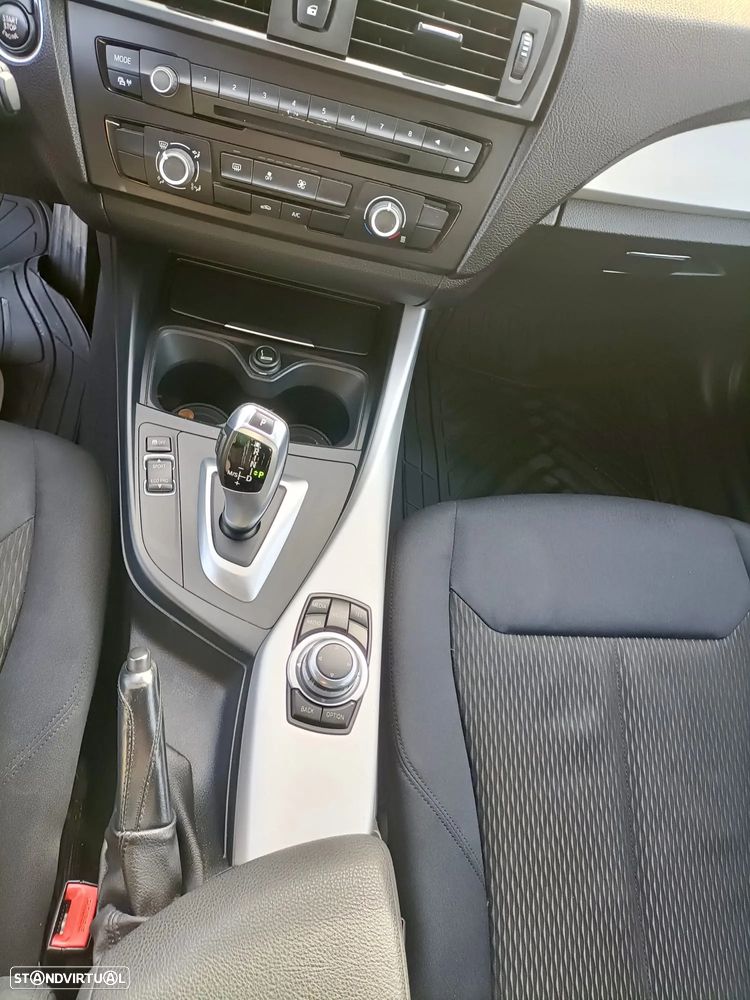 BMW 116 d Aut. Sport Line - 13