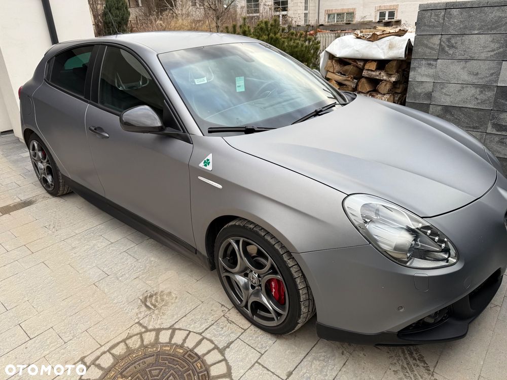 Alfa Romeo Giulietta 1750 TBi QV TCT - 3