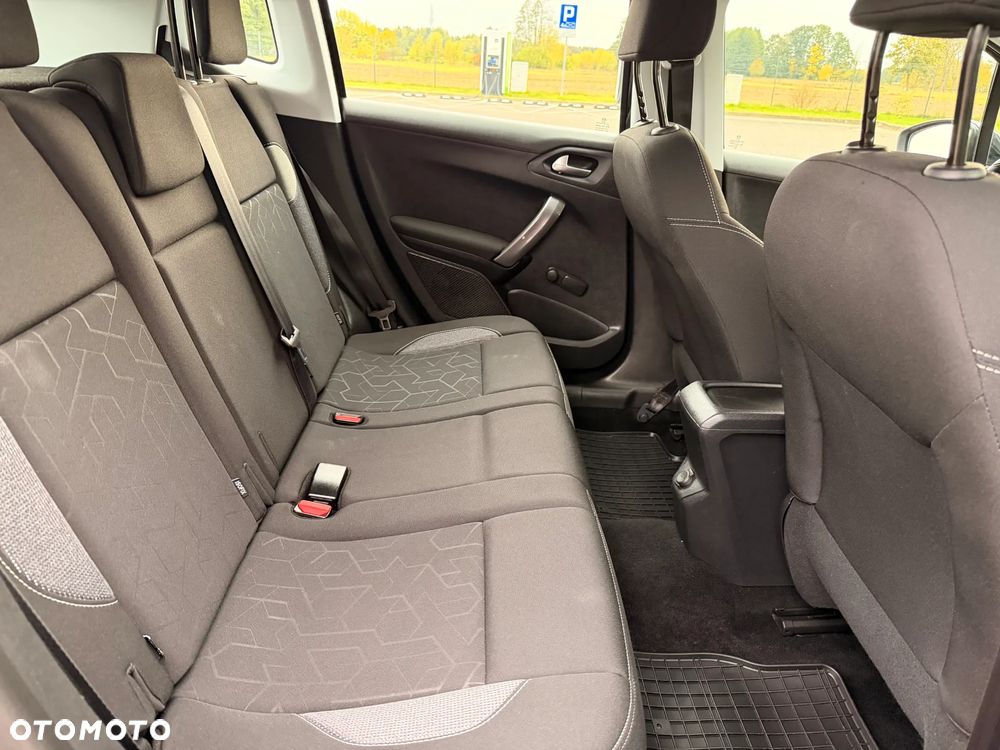Peugeot 2008 1.2 Pure Tech Style - 34