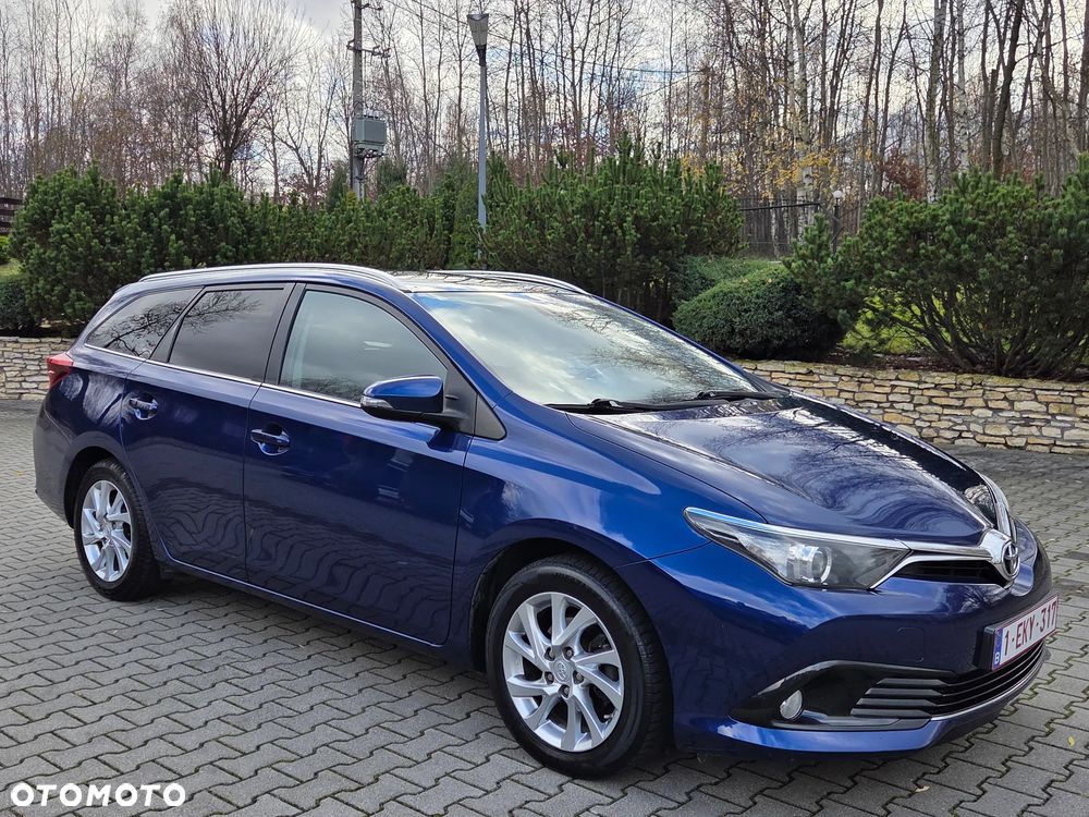 Toyota Auris 1.2 Turbo Executive - 12
