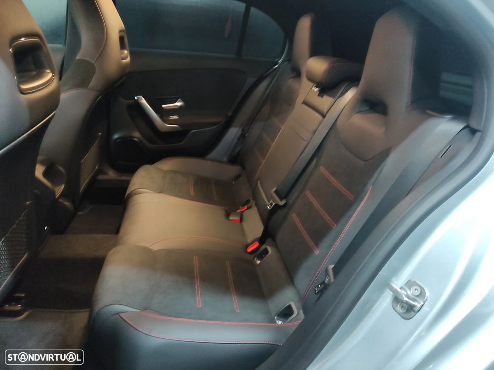 Mercedes-Benz A 250 e AMG Line - 9