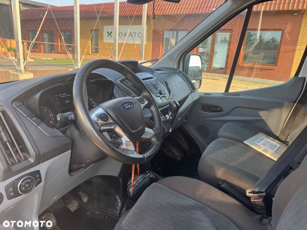 Ford Transit - 10