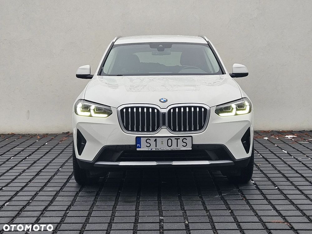 BMW X3 xDrive20i mHEV - 3