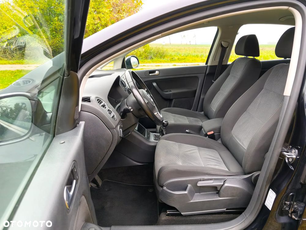 Volkswagen Golf Plus - 28