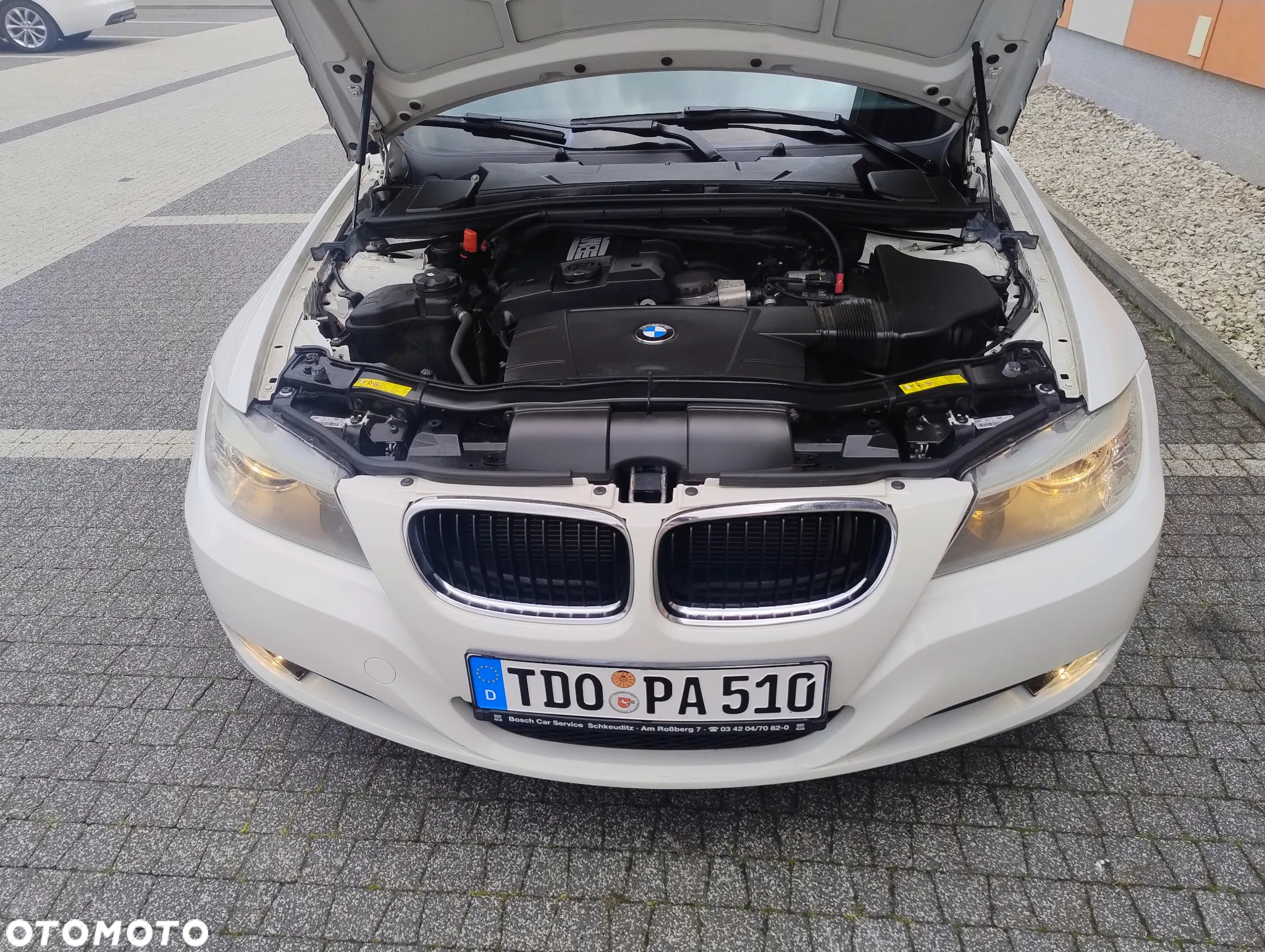 BMW Seria 3 318i - 23