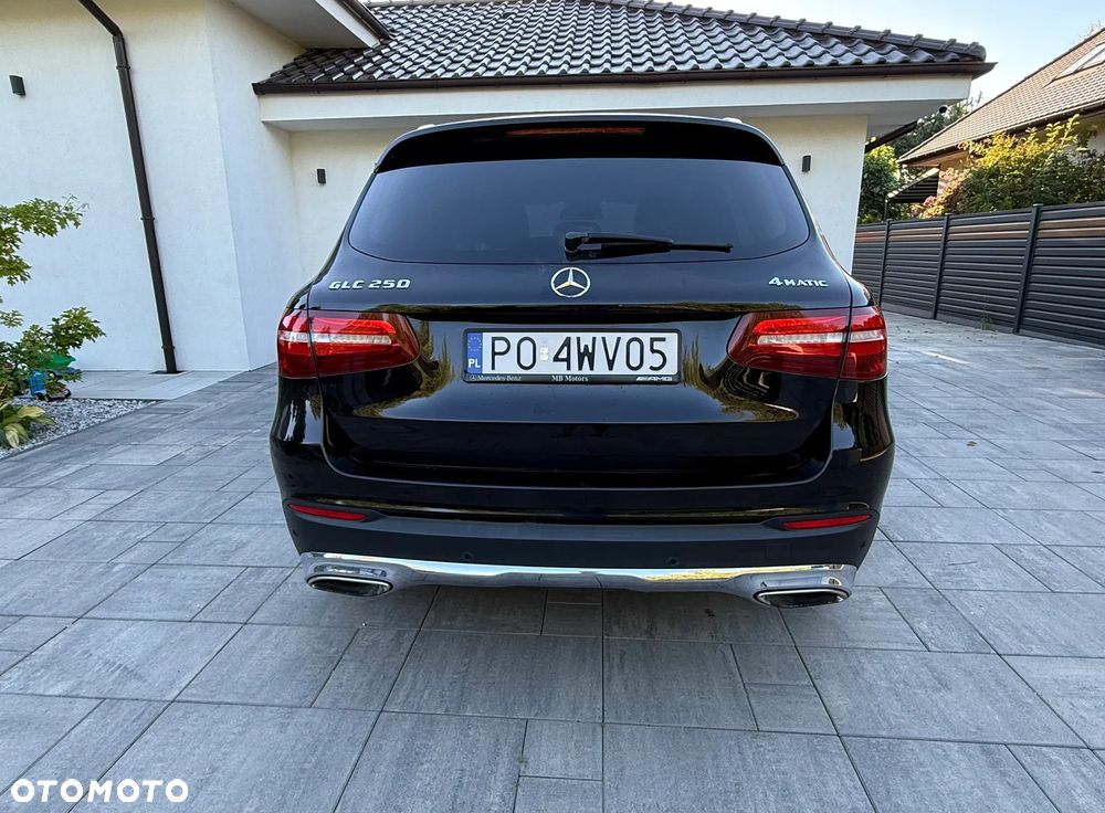 Mercedes-Benz GLC - 7