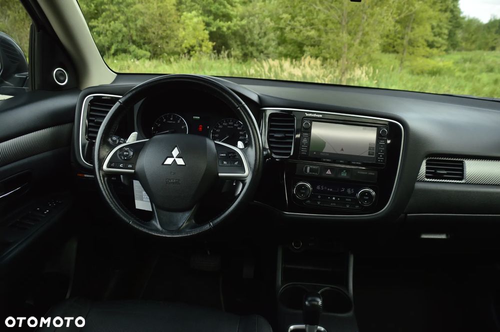 Mitsubishi Outlander 2.0 Intense + Navi 4WD CVT - 6