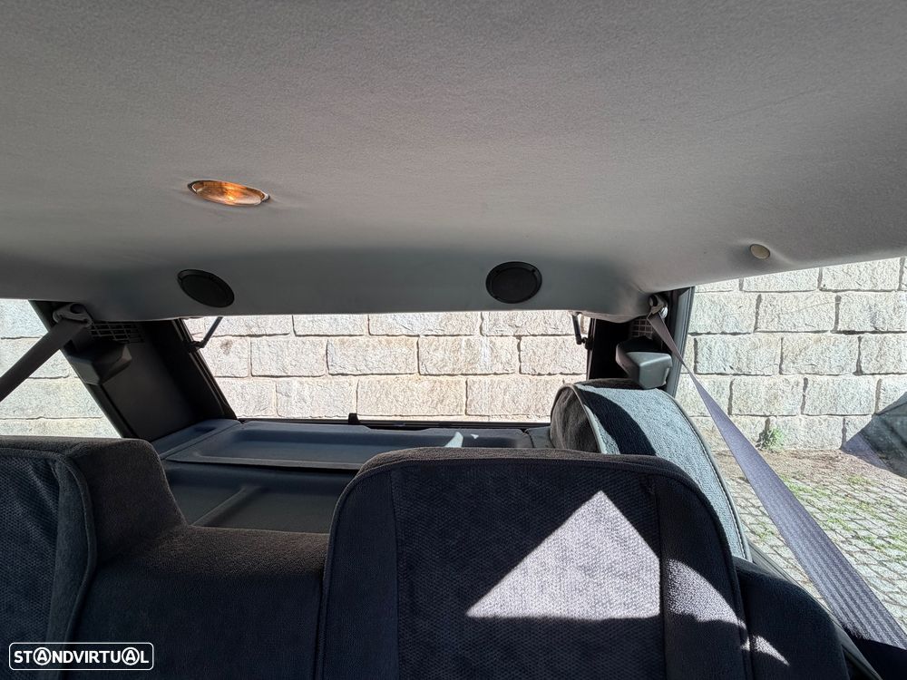 Land Rover Range Rover 2.5 TDi - 17