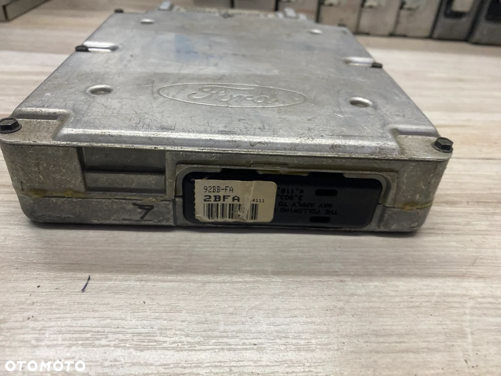 KOMPUTER STEROWNIK SILNIKA ECU FORD SIERRA 92BB12A650FA - 3