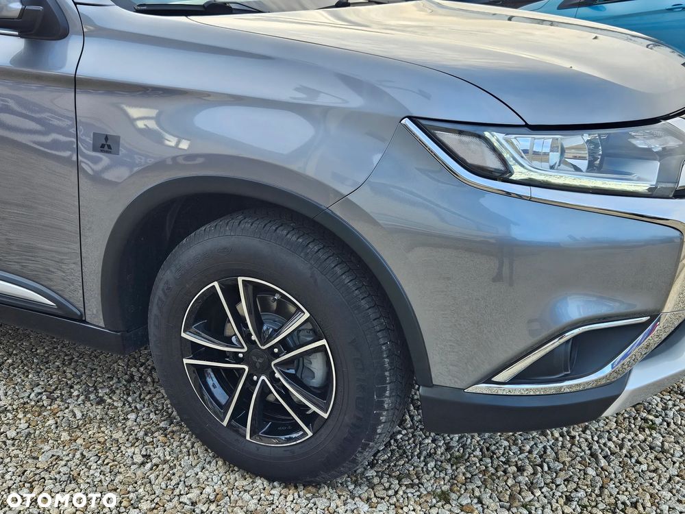 Mitsubishi Outlander 2.0 2WD Diamant - 6