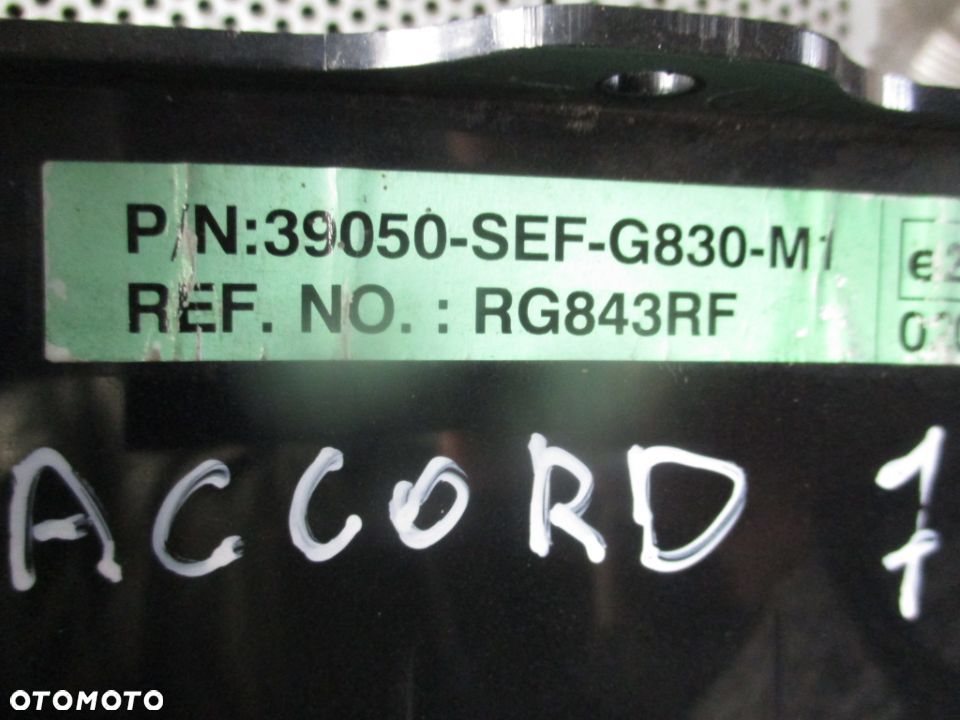Radio panel 39050-SEF-G830-M1 Honda Accord VII - 3