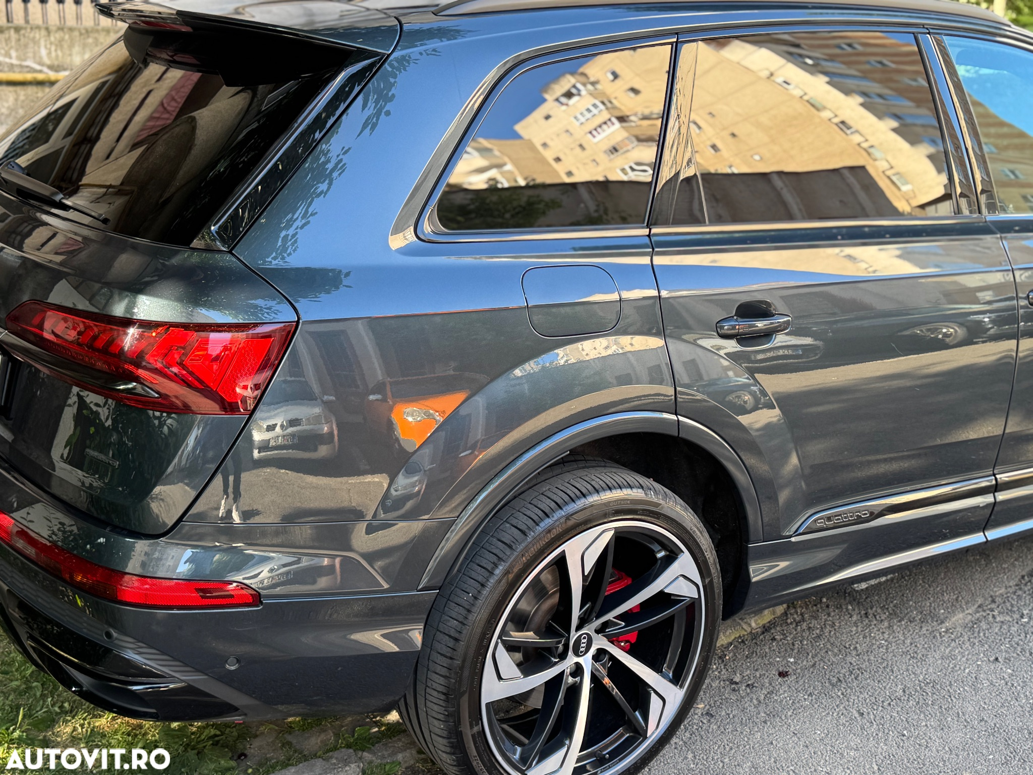Audi Q7 60 TFSIe quattro tiptronic S line - 4