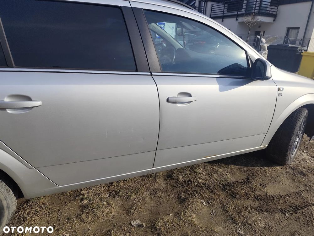 Opel Astra 1.7 CDTI 111 - 4