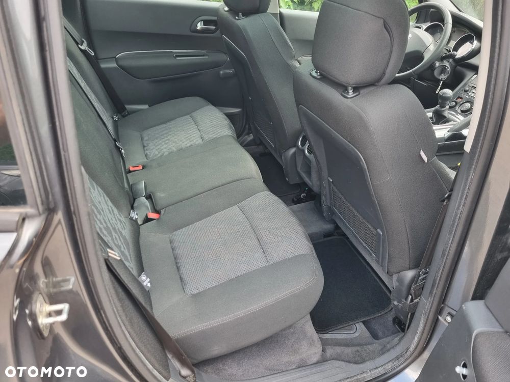 Peugeot 3008 HDi FAP 150 Allure - 15