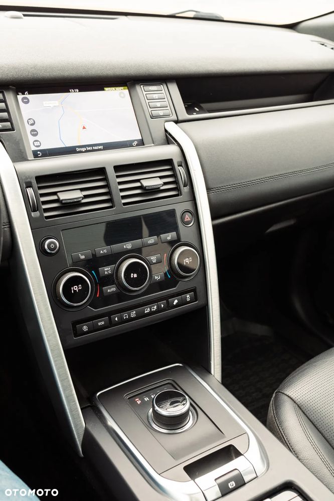 Land Rover Discovery Sport 2.0 TD4 HSE Luxury - 9