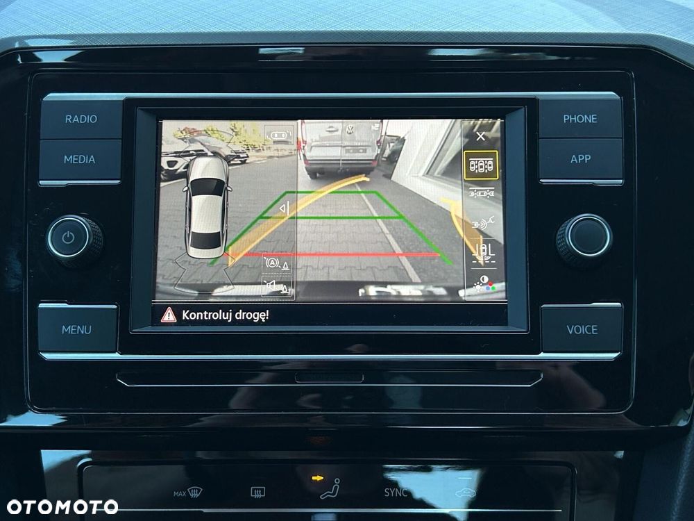 Volkswagen Passat 1.5 TSI EVO Business DSG - 28
